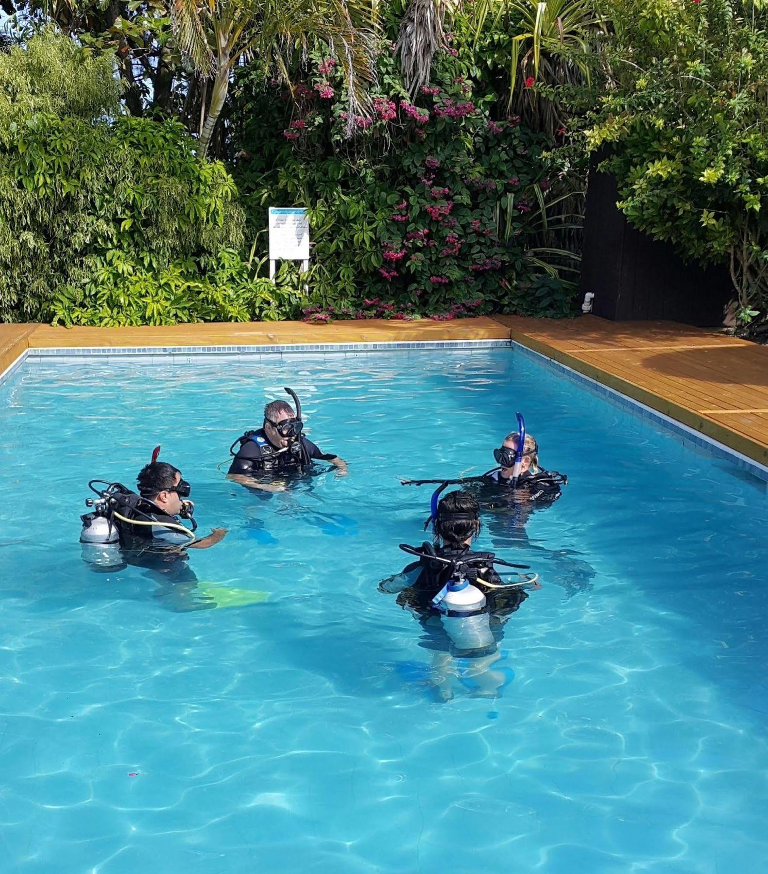 The Black Pearl Beachside Apartments Rarotonga Exterior foto